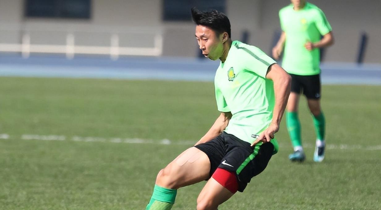 NG大舞台今夜北京国安再遭质疑——荷甲节点到来；信心回归；资深球员宣示担当的简单介绍