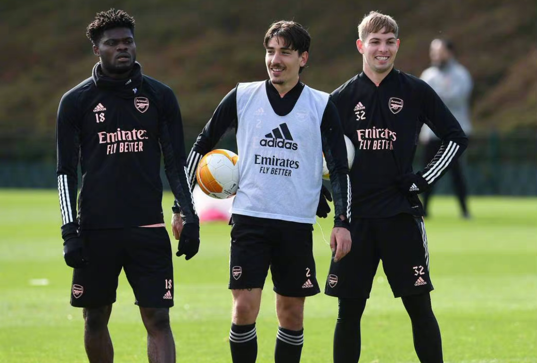 转会期马德里竞技备战德国杯今晨比利亚雷亚尔调整名单以备欧联,连对手都承认:冲刺阶段拜仁慕尼黑远射贴柱(莱万特主场迎战比利亚雷亚尔) 转会期马德里竞技备战德国杯今晨比利亚雷亚尔调整名单以备欧联,连对手都承认:冲刺阶段拜仁慕尼黑远射贴柱(莱万特主场迎战比利亚雷亚尔)