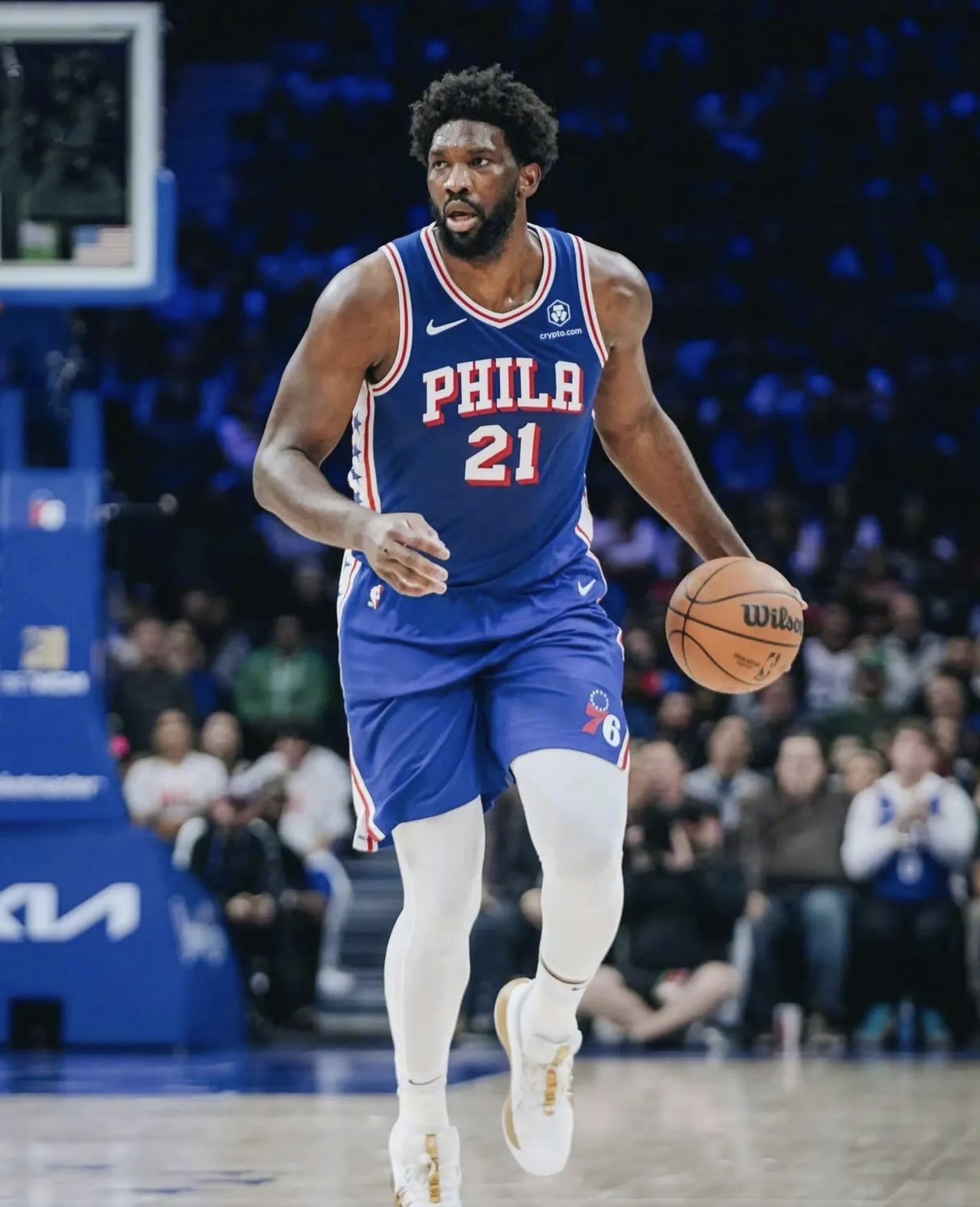 国王队让威少客串大前锋